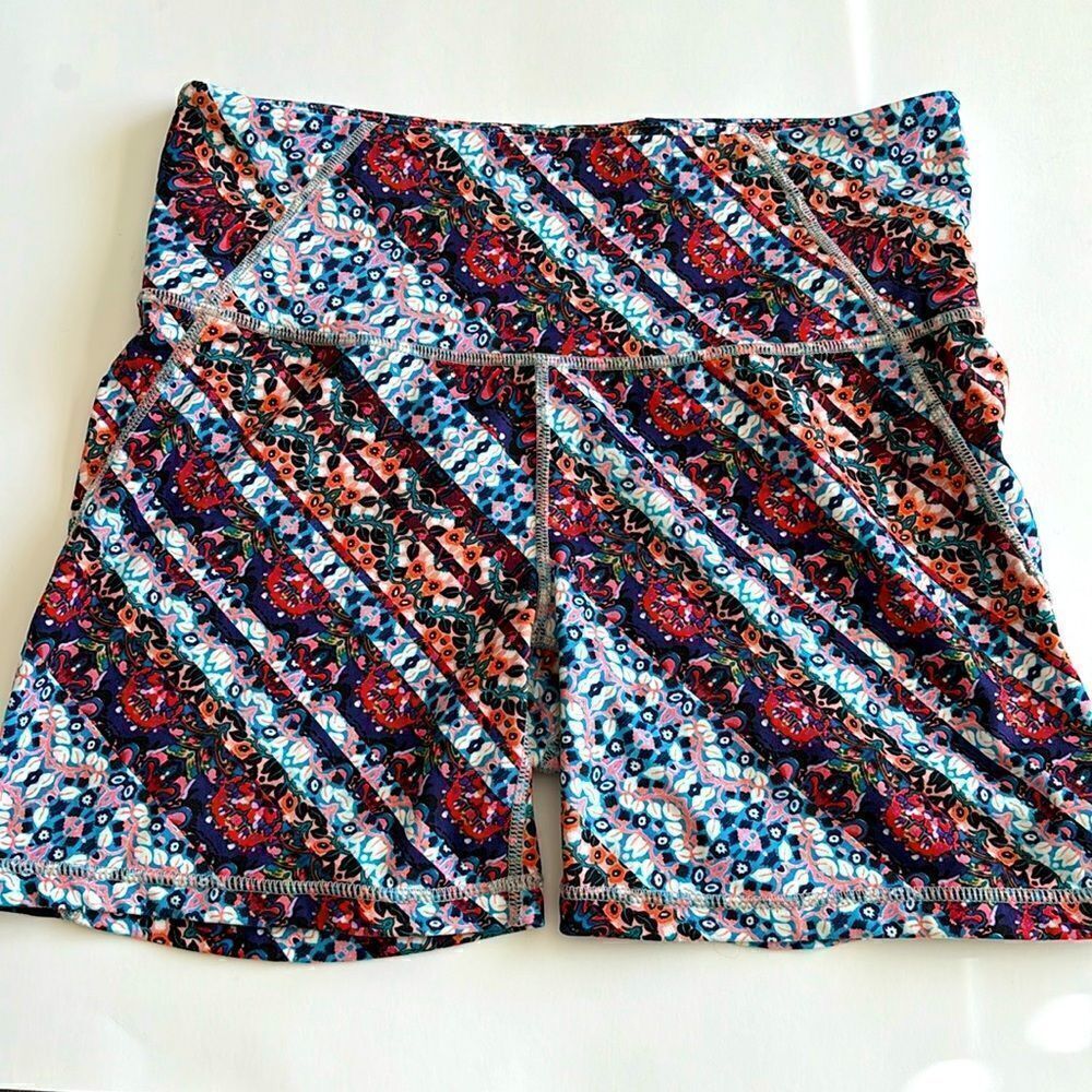 Athleta Floral Shorts Size Small